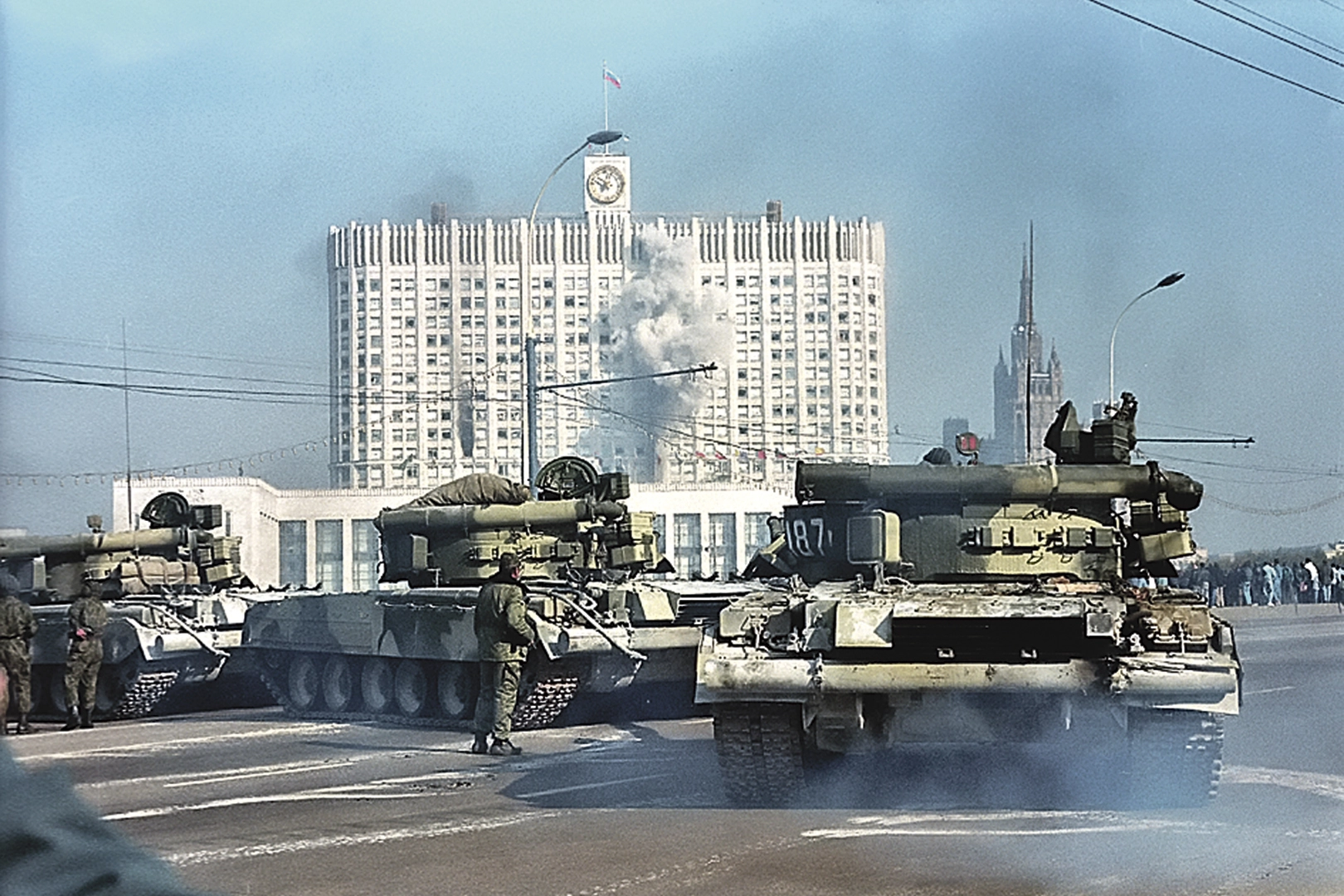 Танки у Белого дома